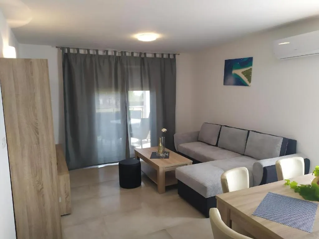 Apartments Filipovic Медулин