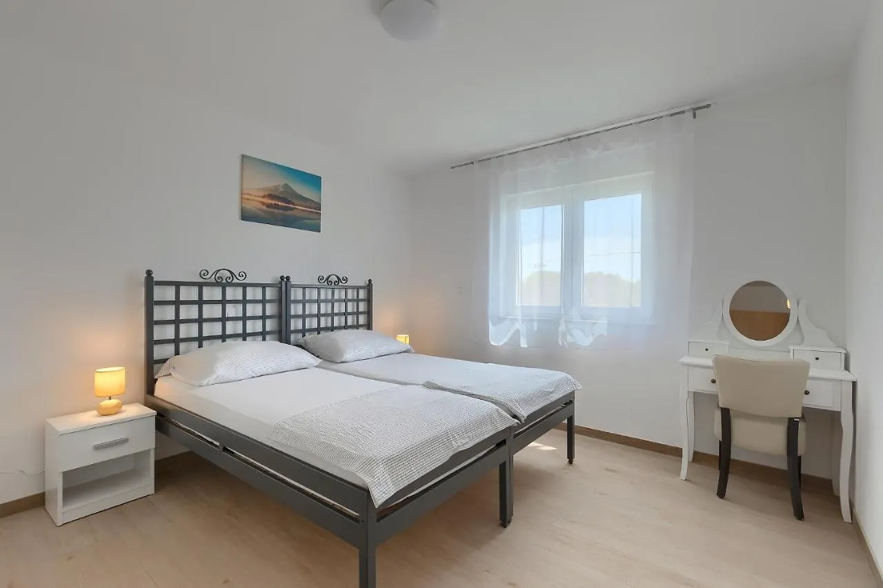 Apartments Filipovic 0*, Medulin